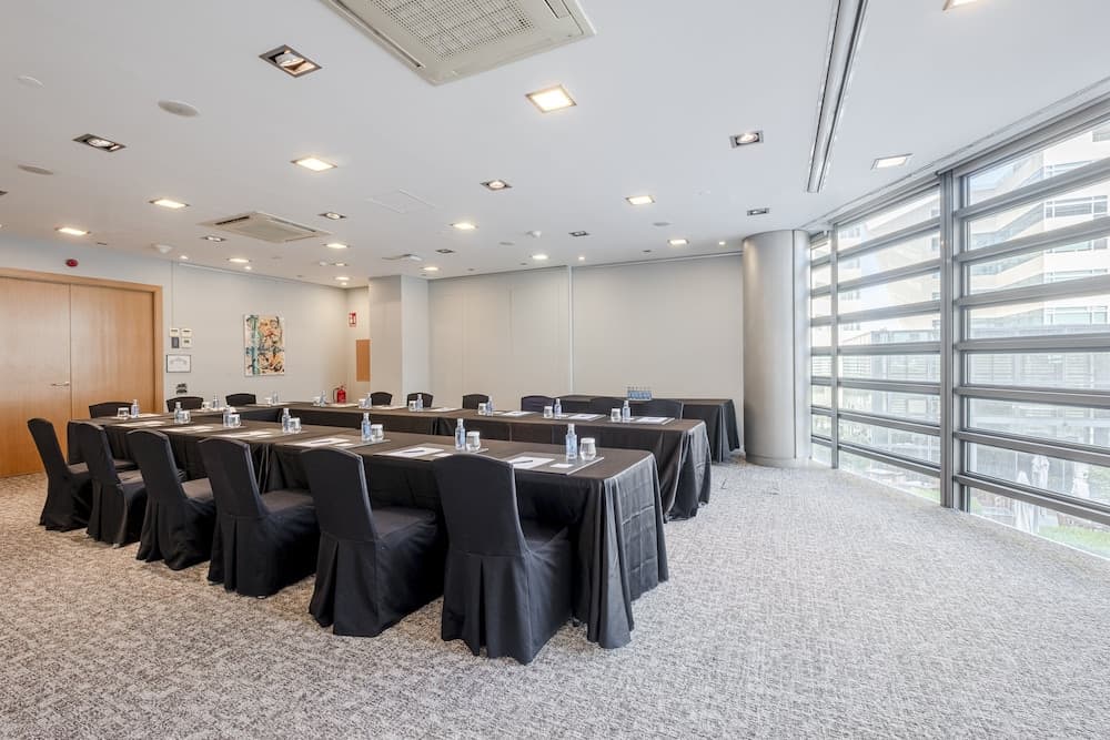 Eurostars Grand Marina — 25