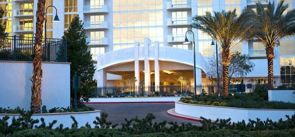Jet Luxury Resorts @ The Signature Condo Hotel — 18