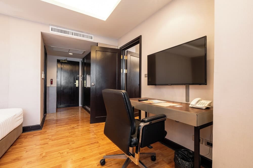 Residences Rembrandt Bangkok — 9