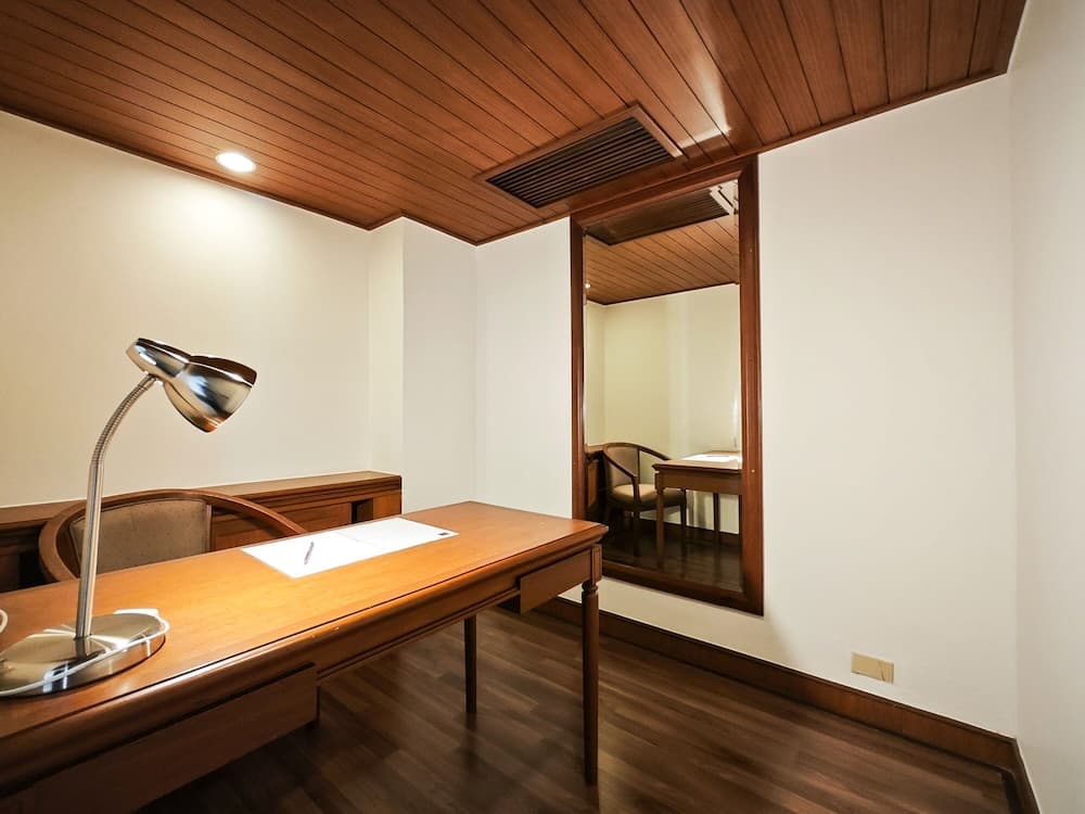 Bangkok Hotel Lotus Sukhumvit 33 — 17
