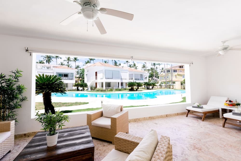 Las Terrazas VIP Pool Beach Club & Spa — 18