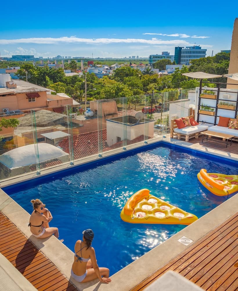 Nomads Hotel & Rooftop pool — 18