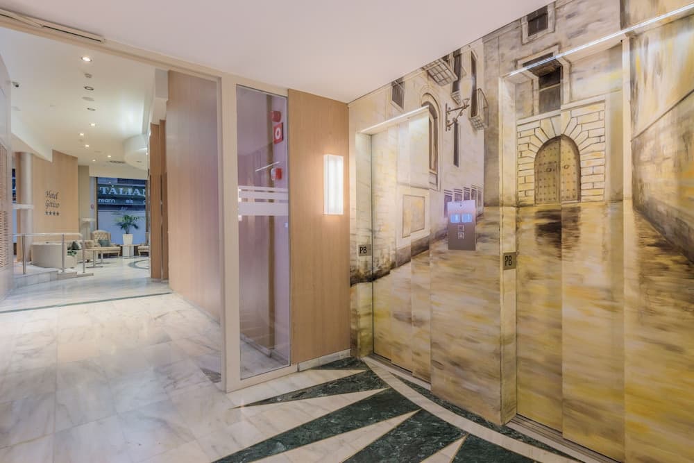 Hotel Gótico — 10