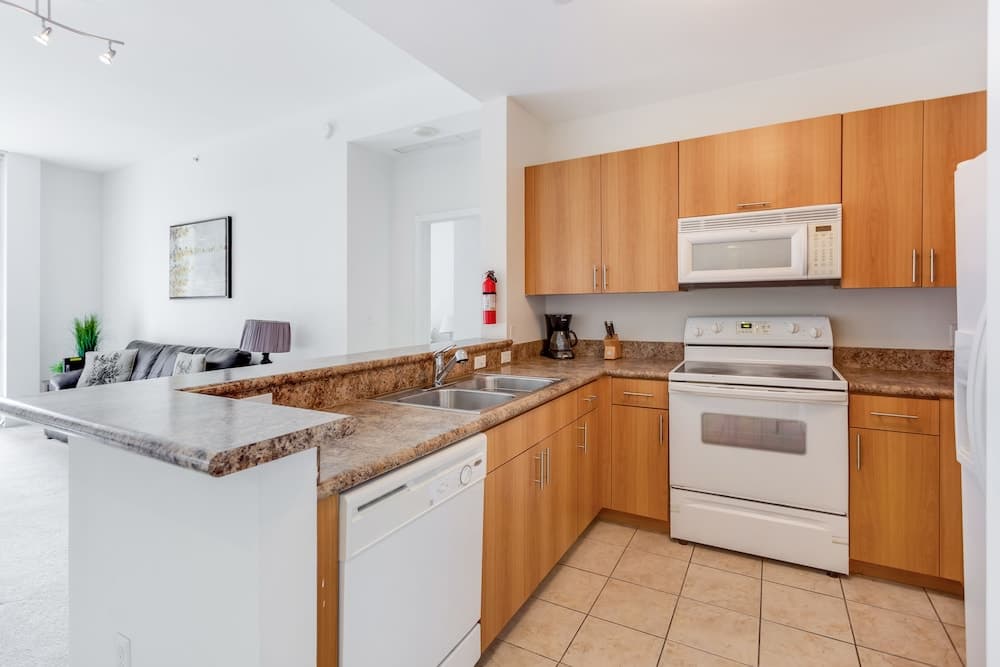 Towers of Dadeland by Miami Vacations — 27