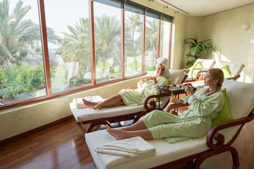 JA Beach Hotel, Dubai — 28