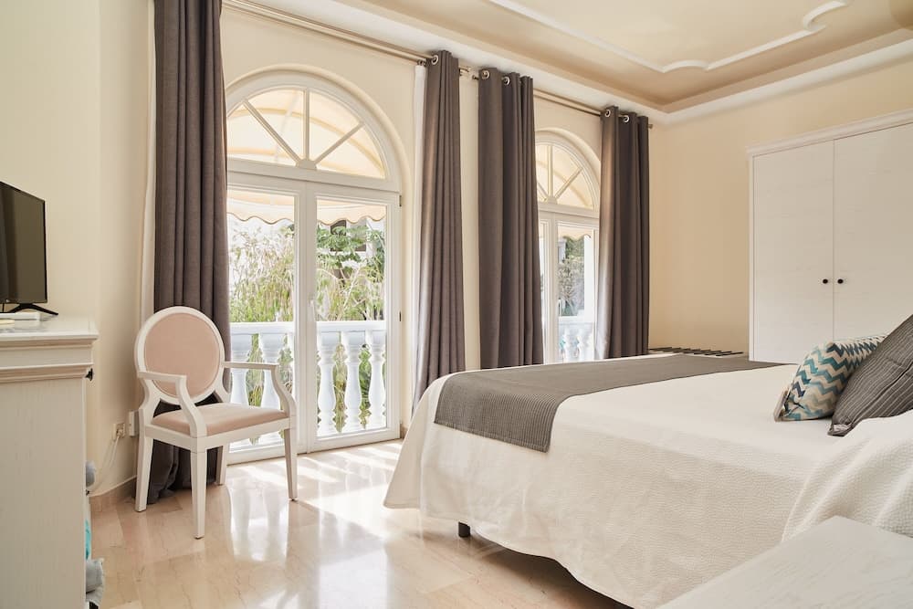 Gran Hotel Palladium — 23