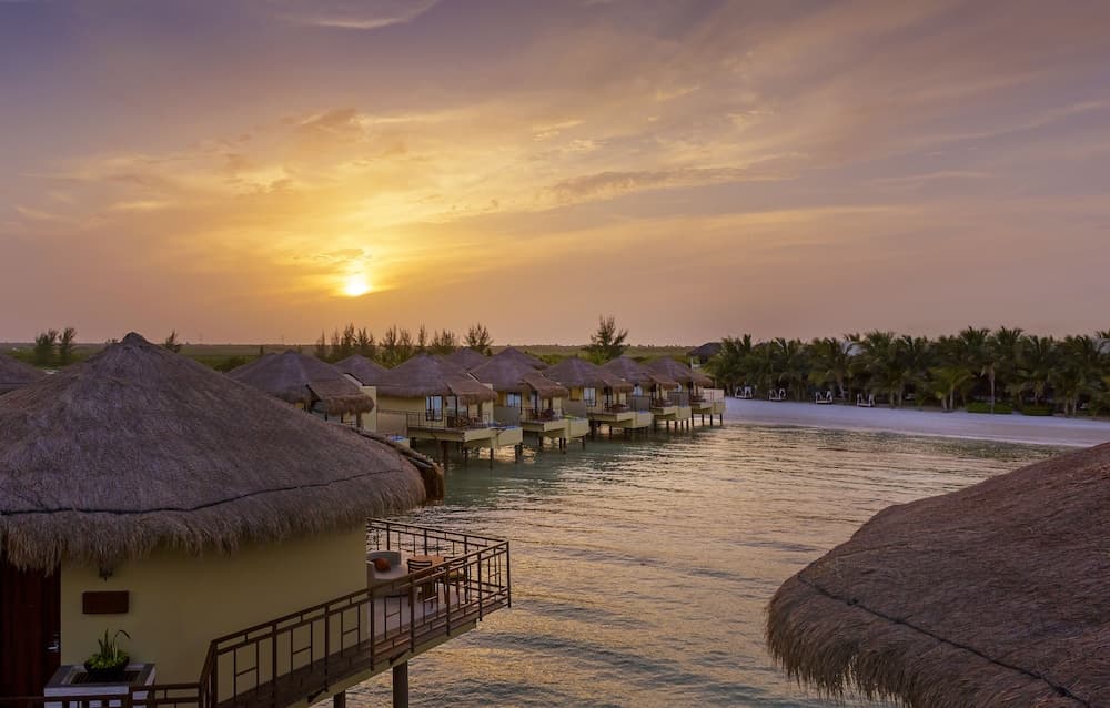 Palafitos Overwater Bungalows, Catamarán, Cenote, All & More Inclusive - Adults Only — 27