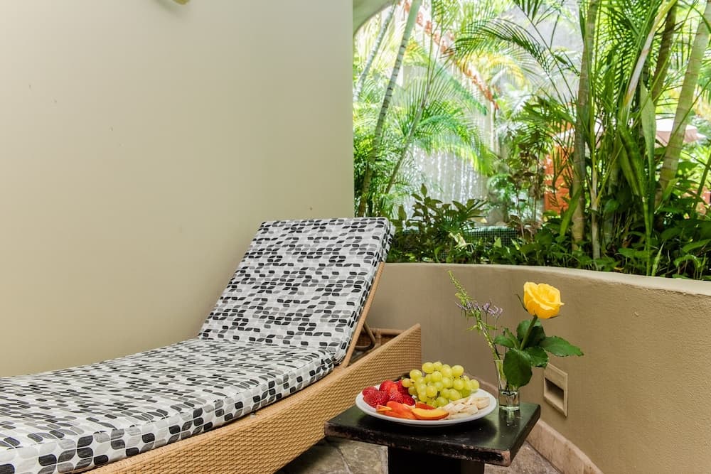 Maya Villa Condo Hotel & Beach Club — 6