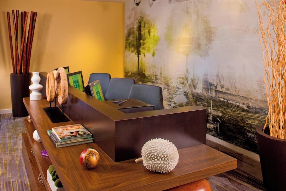 Courtyard by Marriott Orlando International Dr / Conv Cntr — 15