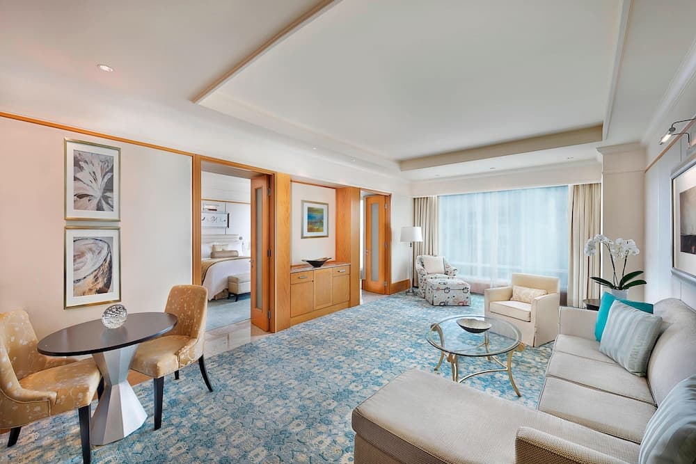 Das Ritz-Carlton, Dubai International Financial Centre — 22