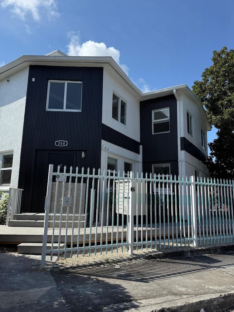 Renzzi Villas — 25