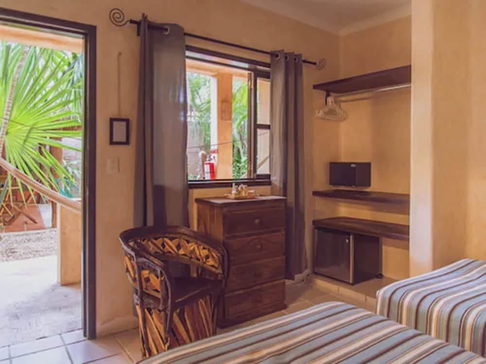 Barrio Latino Hotel Riviera Maya — 6