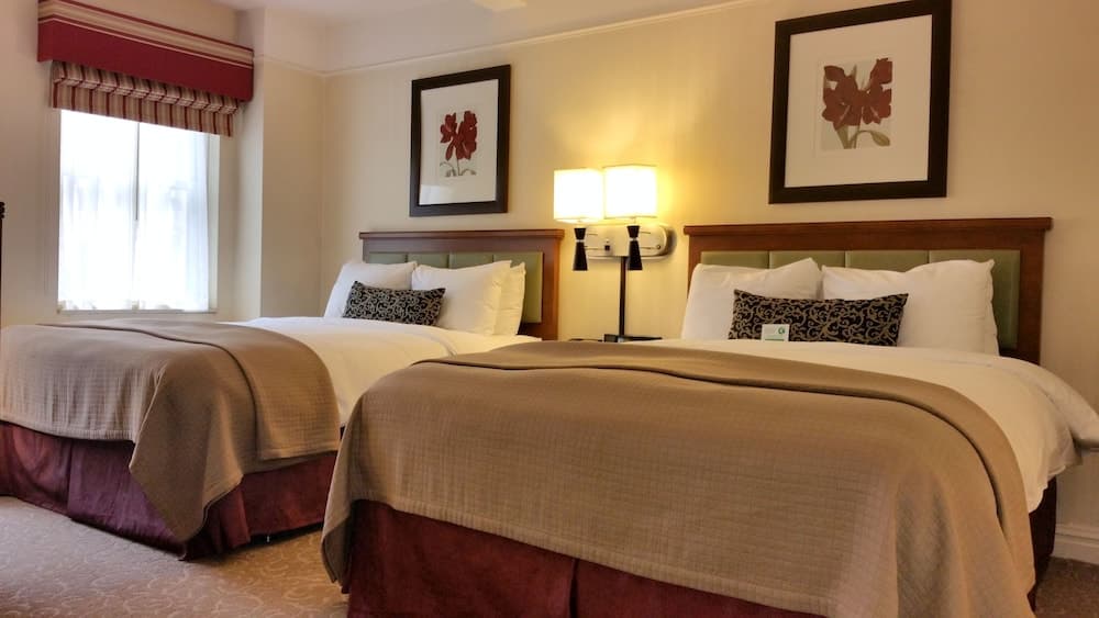 San Carlos Hotel — 10