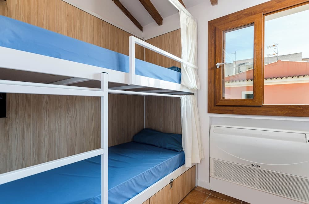 Urban Hostel Palma Albergue Juvenil — 28