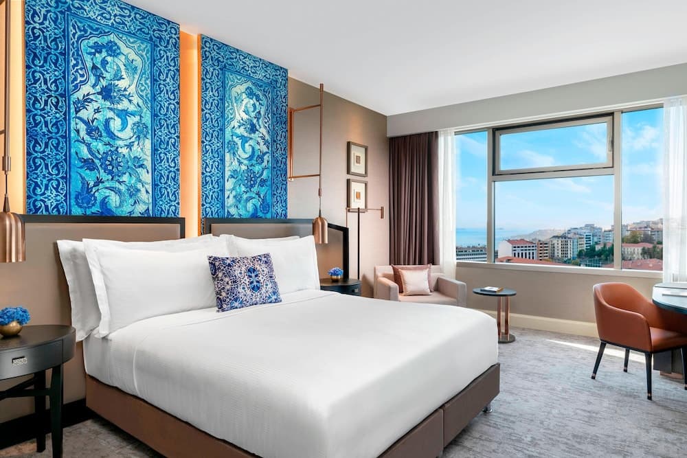 Das Ritz-Carlton, Istanbul — 17