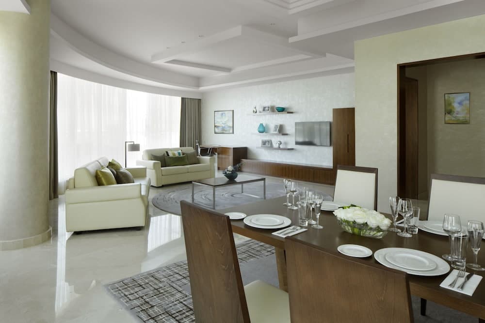 Jumeira Rotana — 24