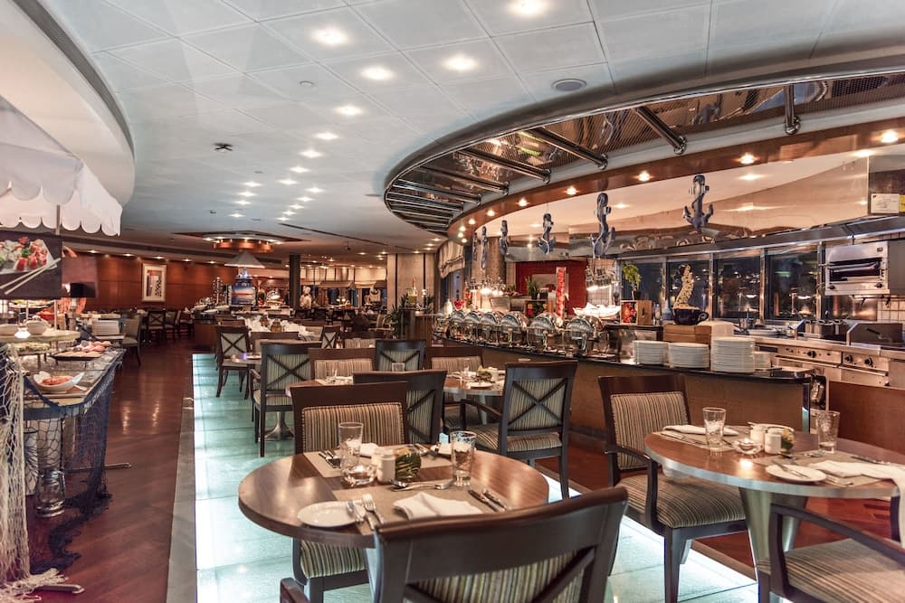 Swissôtel Al Murooj Dubái — 9