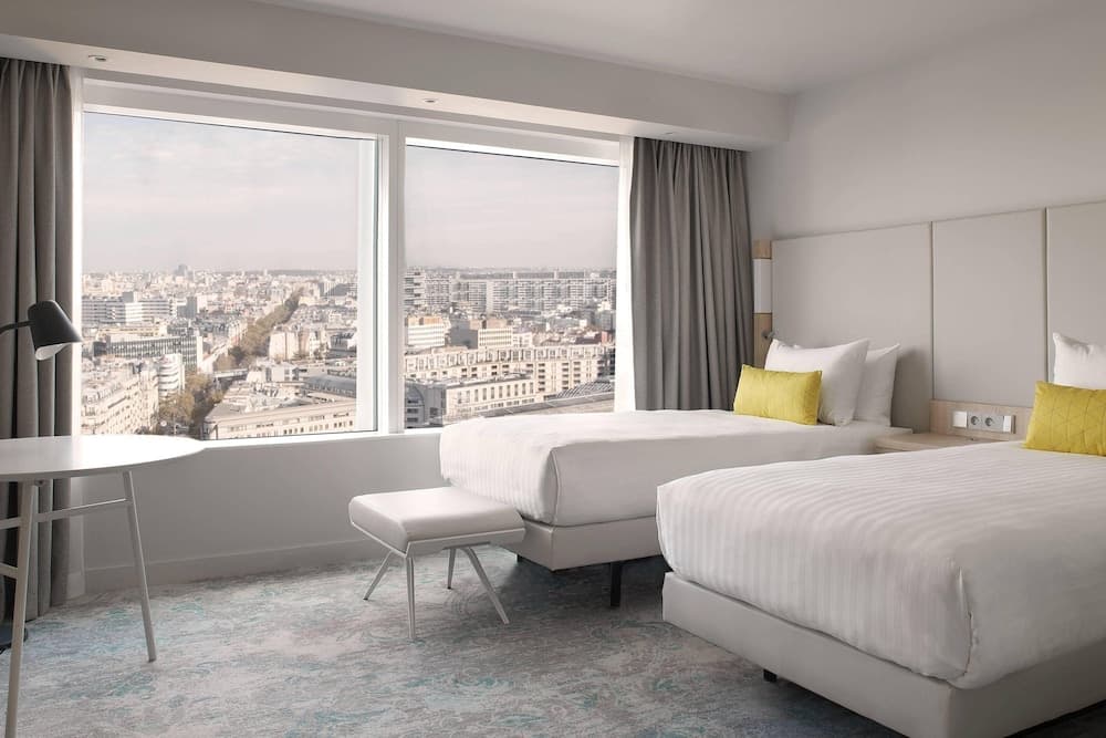 Courtyard by Marriott Paris Gare de Lyon — 14