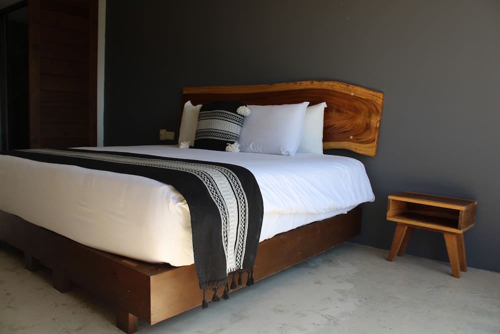 Hotel52 — 26