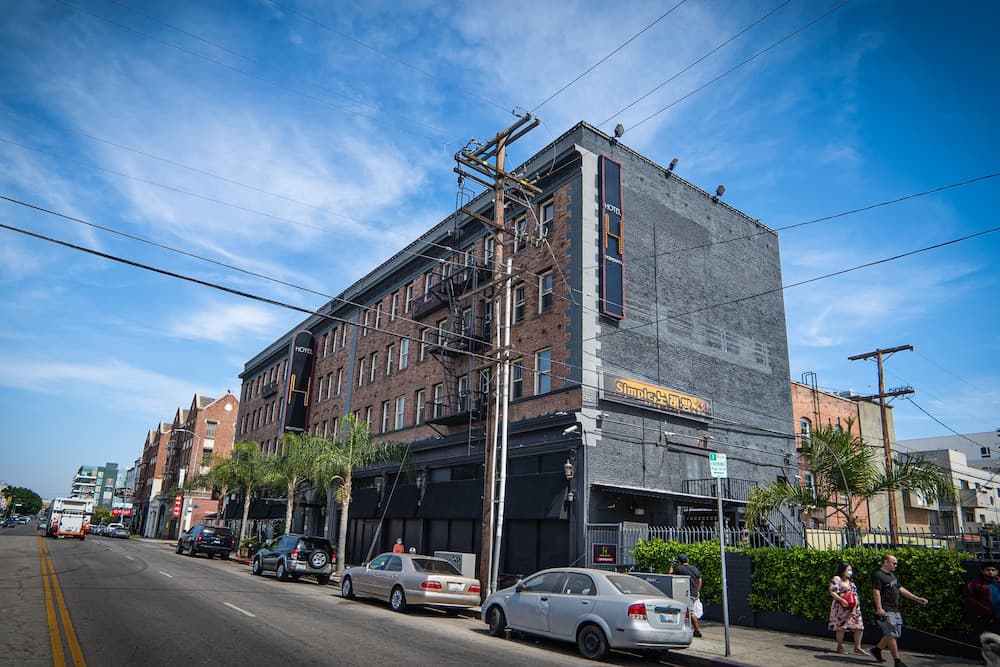 H Hotel — 11