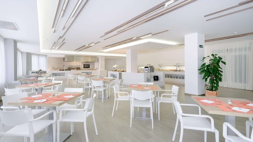 Hotel THB María Isabel - Nur für Erwachsene — 4