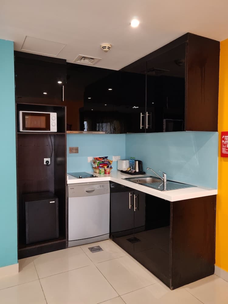 Ramada Hotel and Suites by Wyndham Dubai JBR — 23