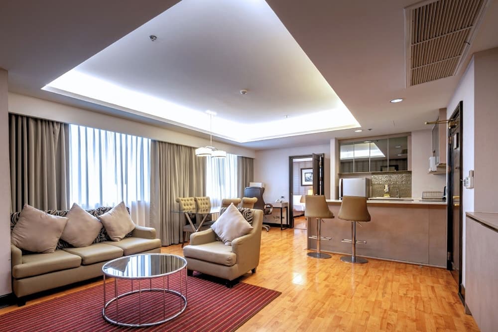 Residences Rembrandt Bangkok — 28