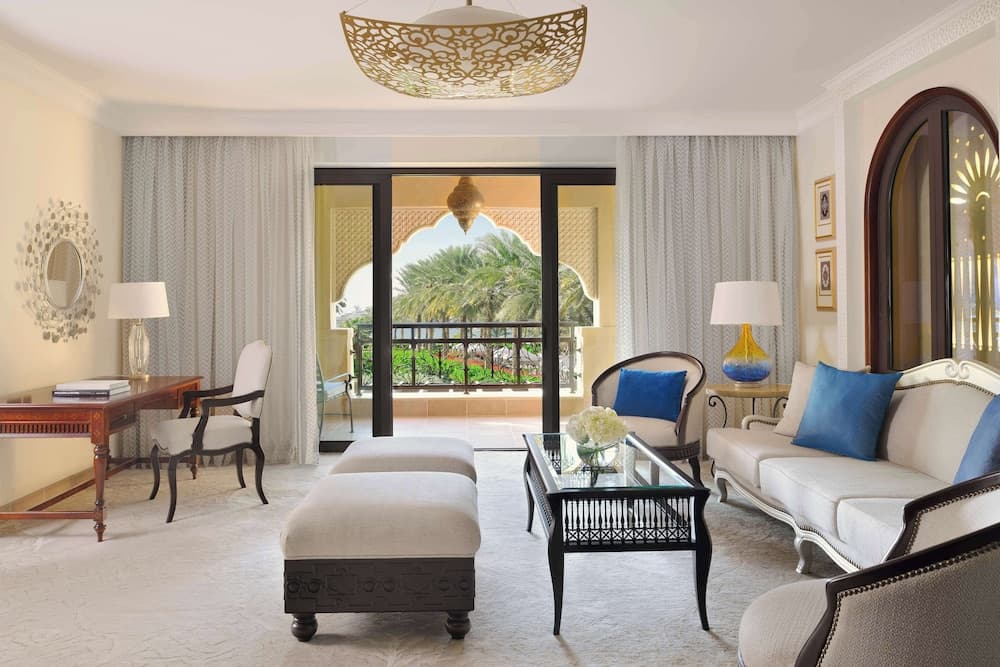 Único y único Royal Mirage — 14