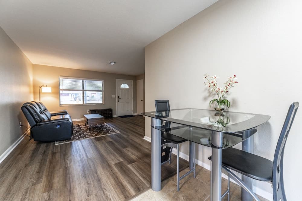 ZenHomes a Tampa vicino a Busch Gardens — 13