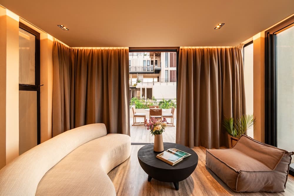 BESPOKE, Member of Small Luxury Hotels — 20
