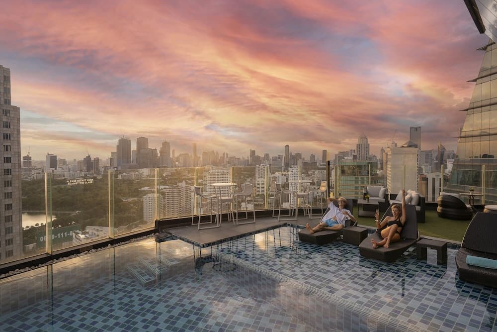 Das Kontinent Hotel Sukhumvit — 1
