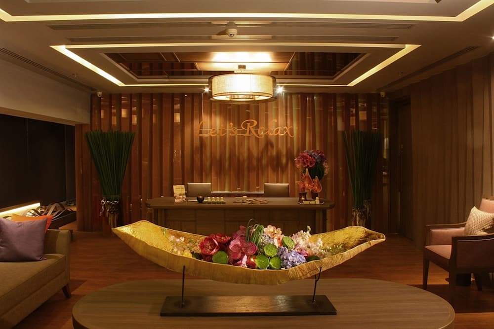 Mandarin Hotel Managed by Centre Point — 18