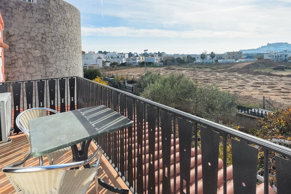 Casa en Ibiza - vistas Dalt Vila — 12