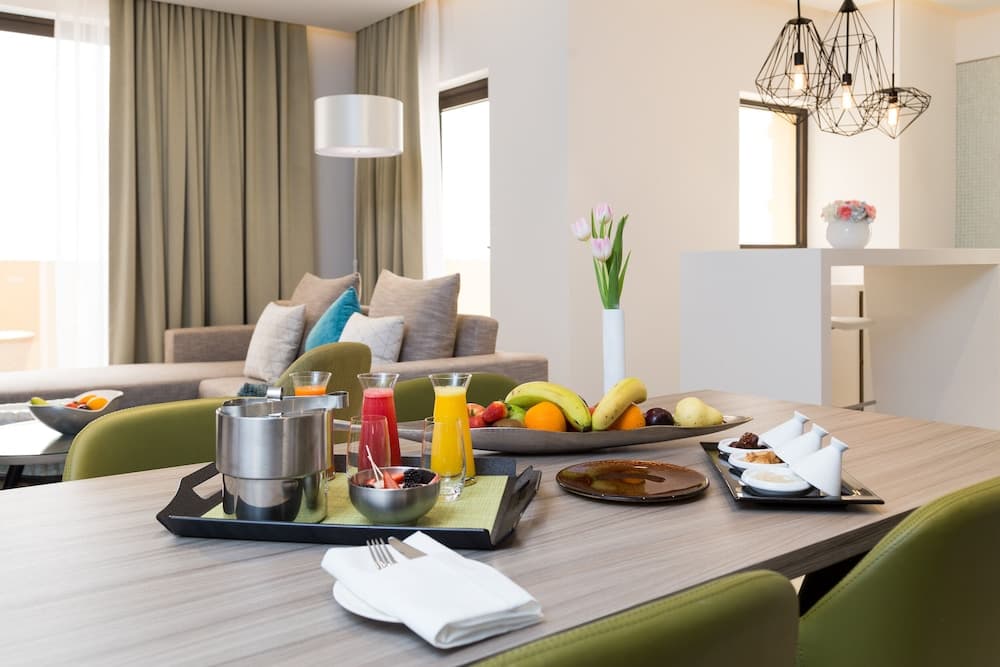 Arjaan by Rotana Dubai Medienstadt — 8