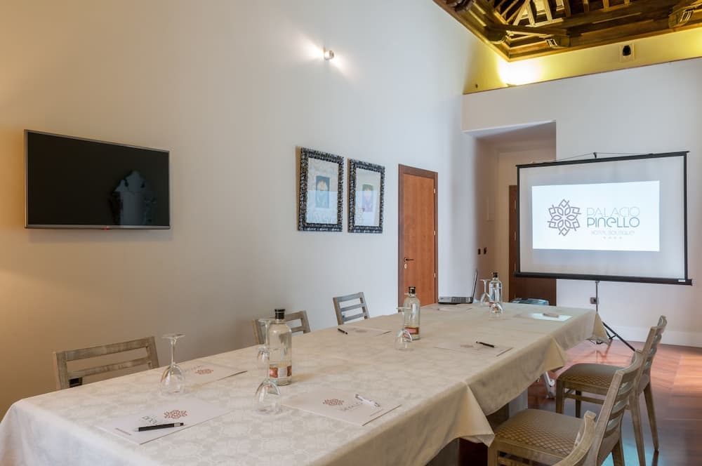 Hotel Boutique Palacio Pinello — 7