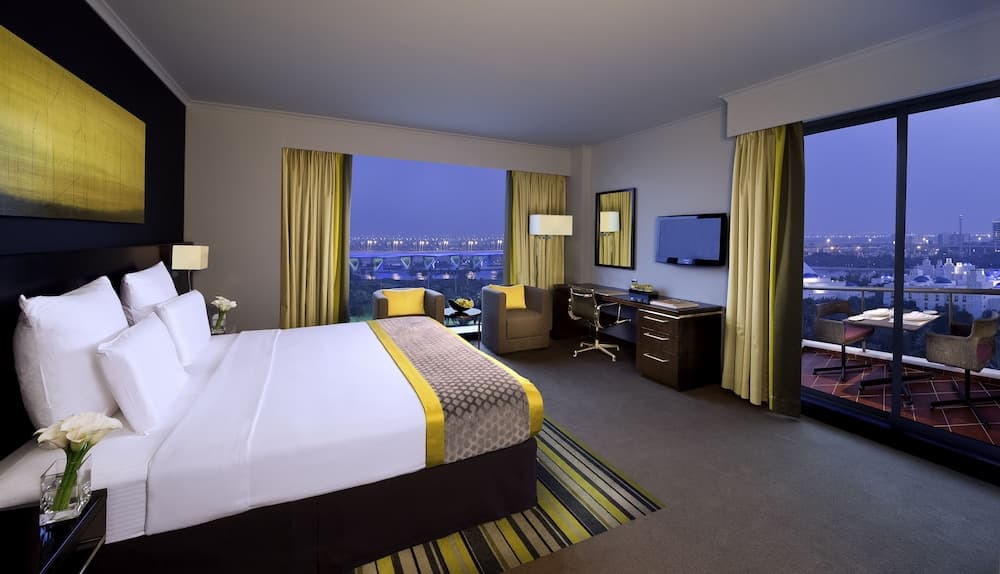 Pullman Dubai Creek City Centre — 5