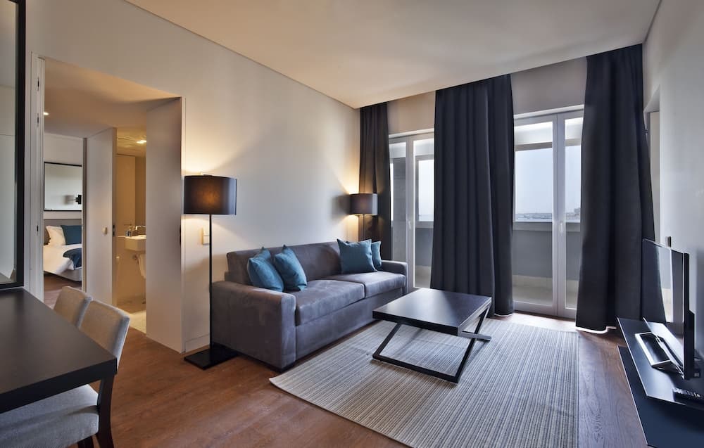 Lisbon Five Stars Apartments 8 Building — 18