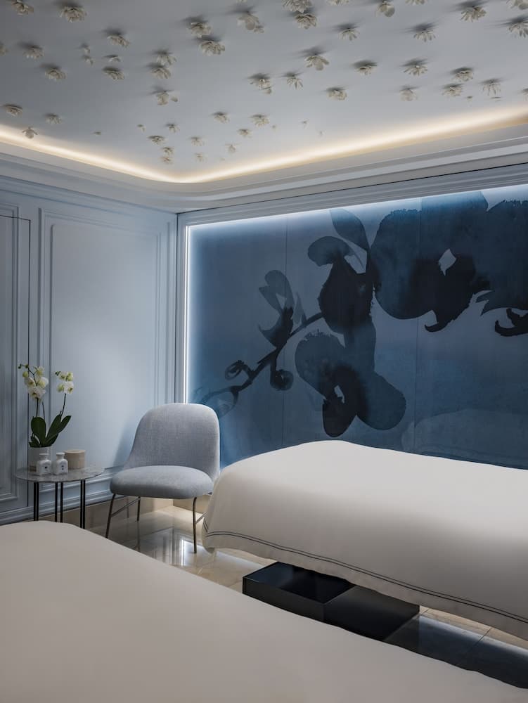 Ritz Paris — 23
