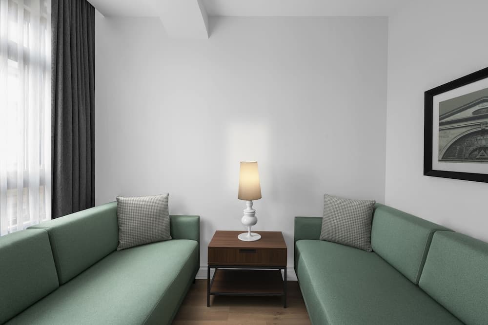 Akka Suites Taksim — 24