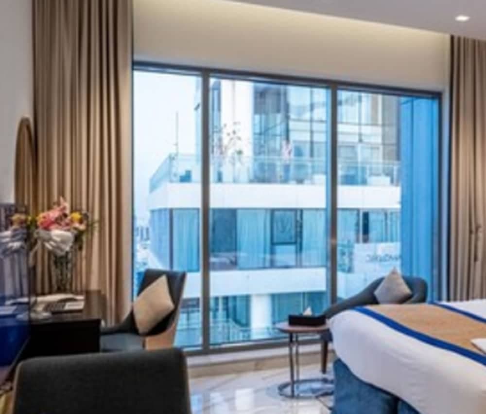 Suha Mina Rashid Hotel Apartments — 5