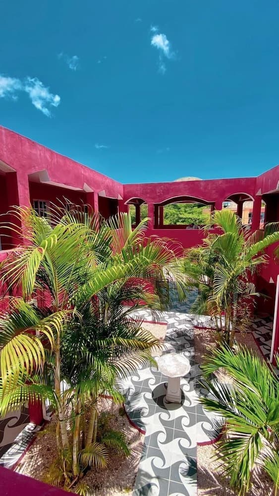 Hotel Punto 4 — 30