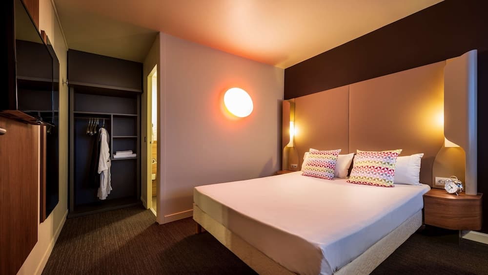 Hotel Campanile Ámsterdam Zuidoost — 11