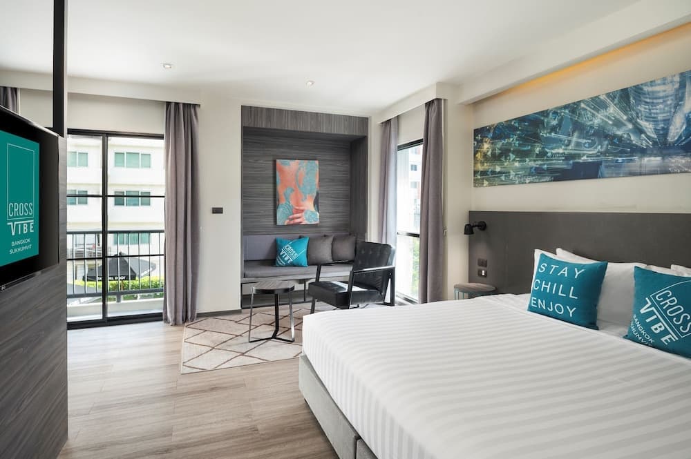 Cross Vibe Sukhumvit Hotel — 24