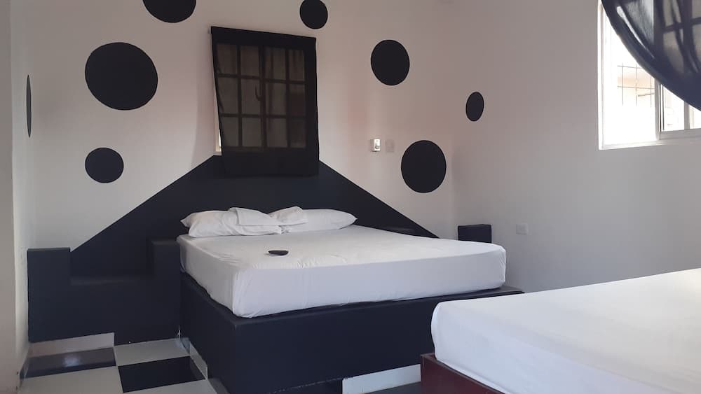 Hotel Punto 4 — 8