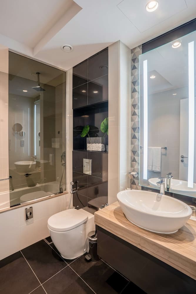 Radisson Dubai Damac Hills — 4