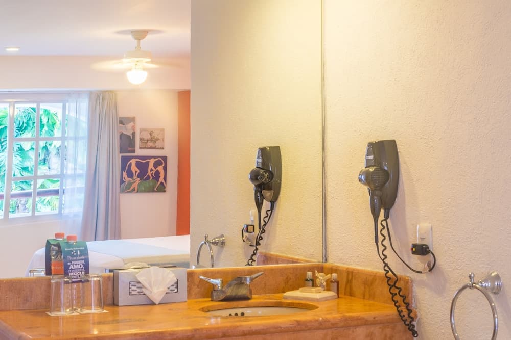 Illusion Boutique Hotel — 8