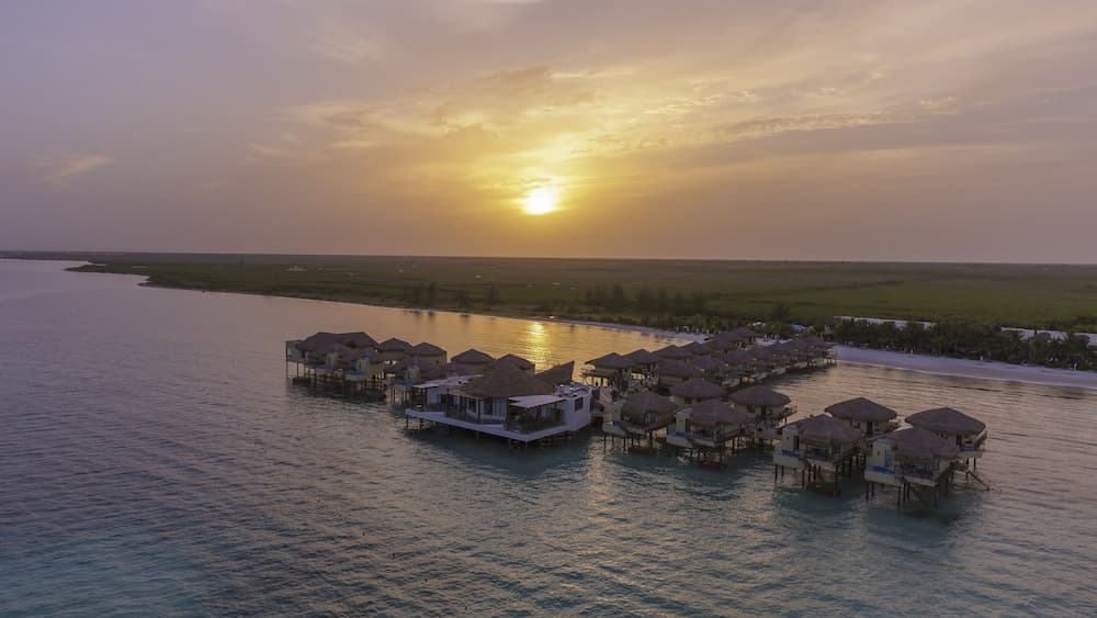 Palafitos Overwater Bungalows, Catamarán, Cenote, All & More Inclusive - Adults Only — 28