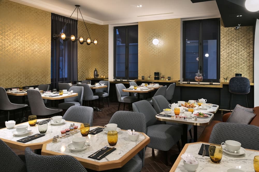 Hotel Square Louvois — 19