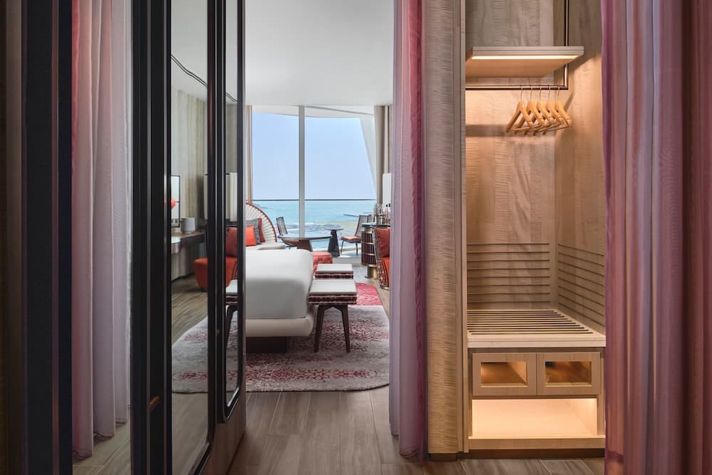 W Dubai - Mina Seyahi — 19