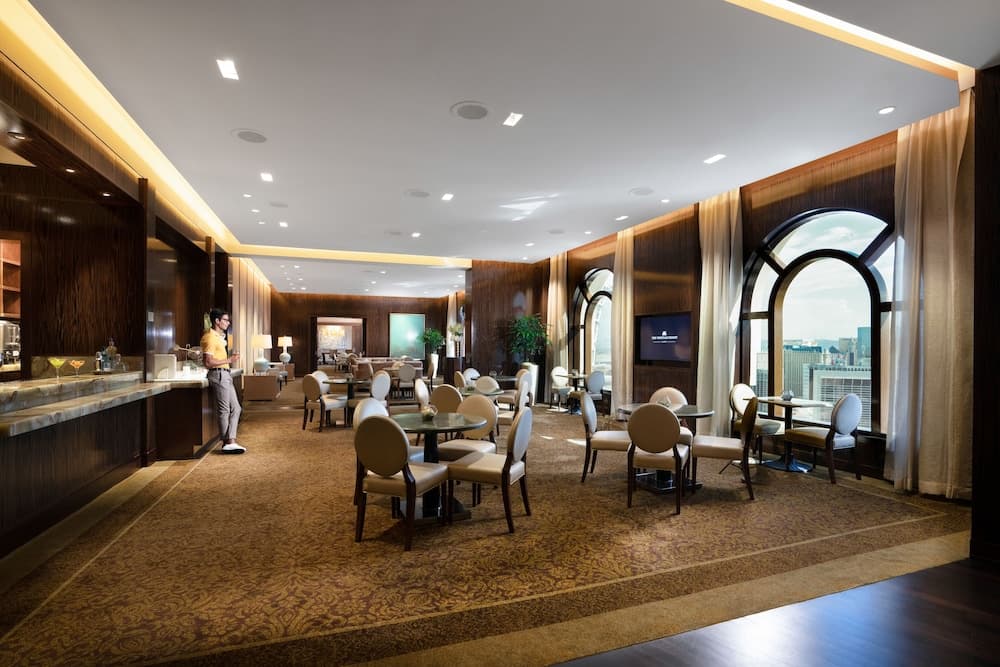 The Venetian Prestige Club Lounge — 26